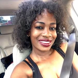 Meet your Posher, Kimberly